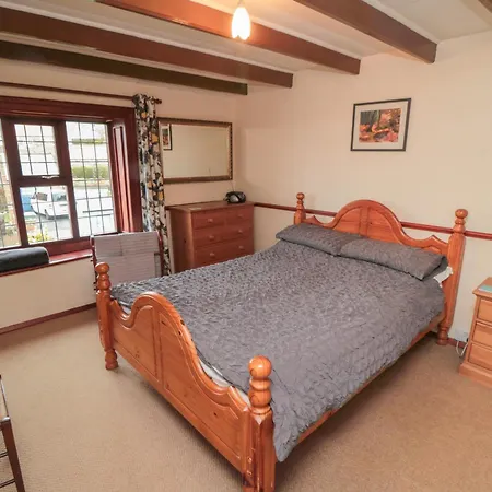 Holiday home Lion Hinderwell