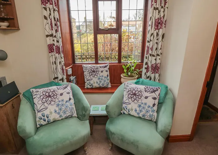 Lion Tatil Evi Hinderwell